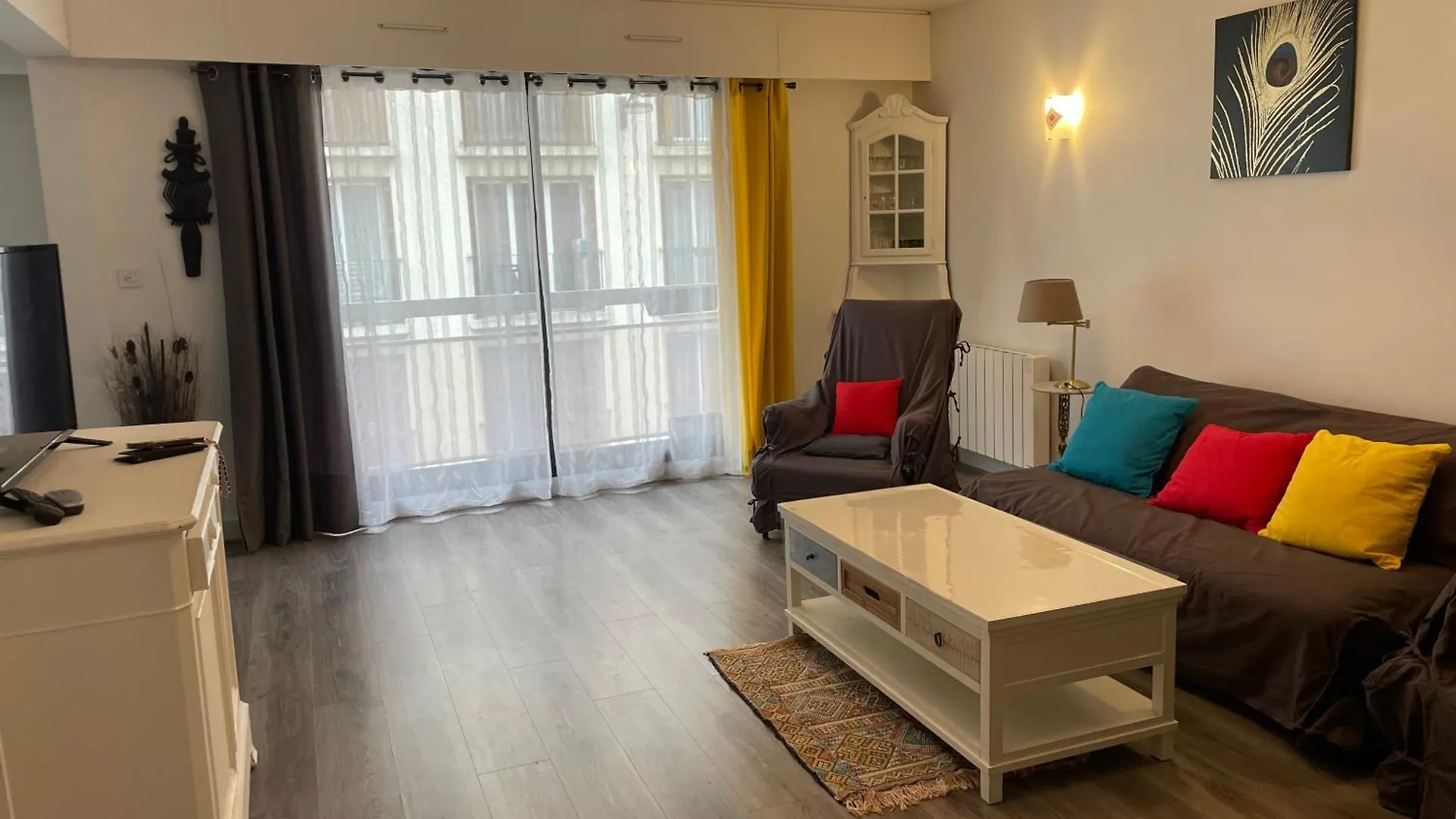 Proche De La Campagne A Apartament *